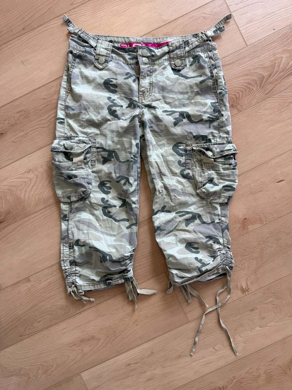 Camo Cargo Capris Grey Cotton Y2K